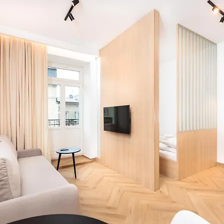 Apartment Of The Kings - Riverside K22 M13&28