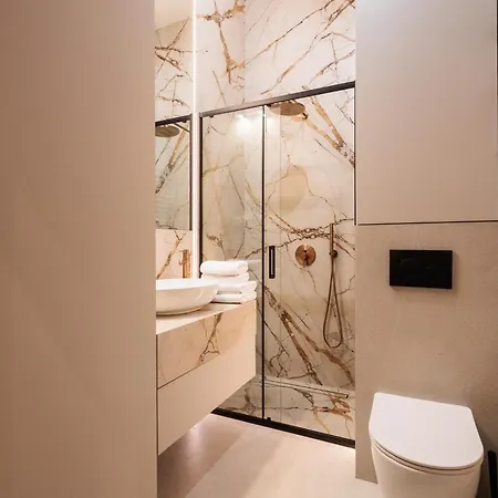 Appartement Of The Kings - Riverside K22 M13&28 *