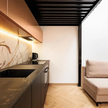 Of The Kings - Riverside K22 M13&28 Apartment Krakow