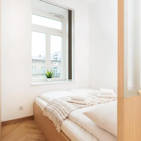 Of The Kings - Riverside K22 M13&28 Apartment Krakow