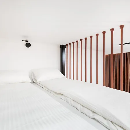 Of The Kings - Riverside K22 M13&28 Apartment Krakow